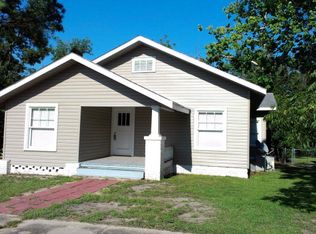 327 N Lee St, Fitzgerald, GA 31750