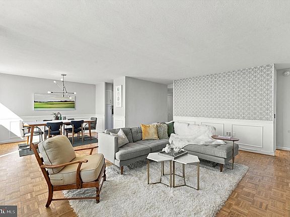 3rd image of 604 S Washington Sq APT 2503