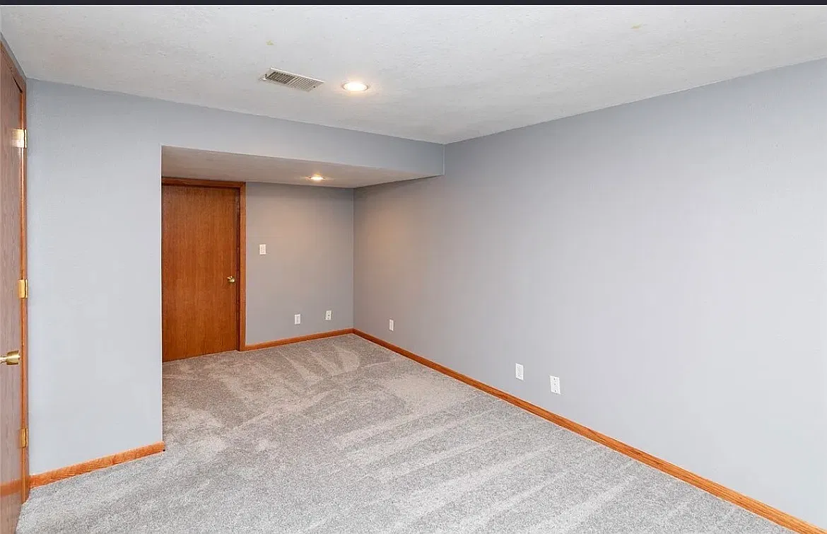 4 bed, 1412 sqft, $2,600 — Photo 3