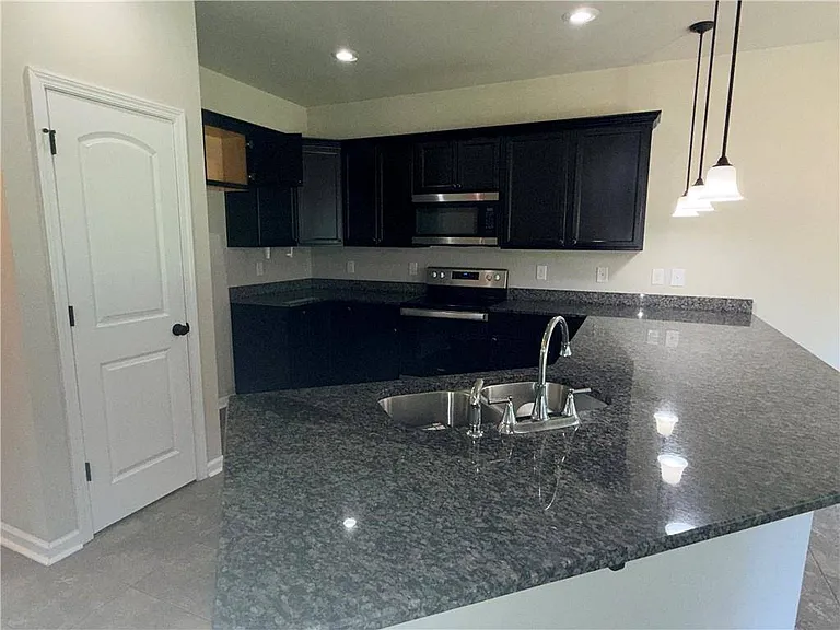 42225 Atmore Pl — Photo 7