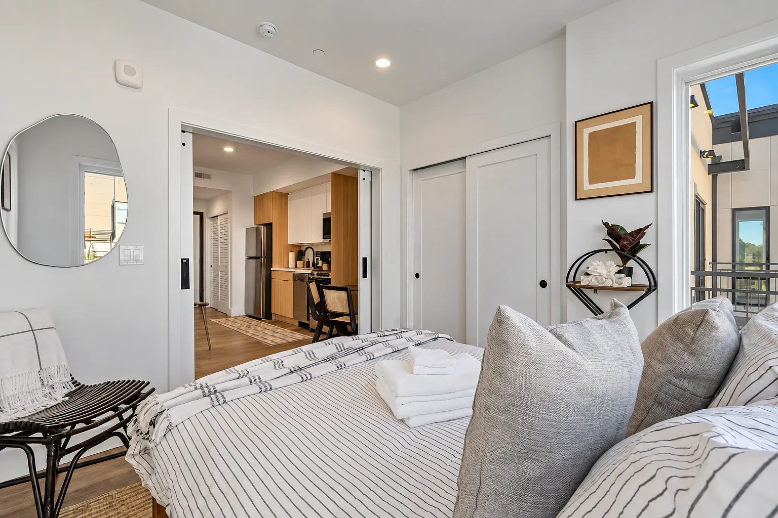 1 bed, 1.0 bath, 386 sqft, $2,800 — Photo 3