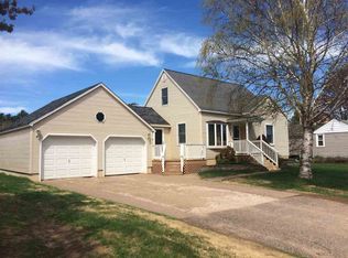 145 N Daisy St, Ishpeming, MI 49849