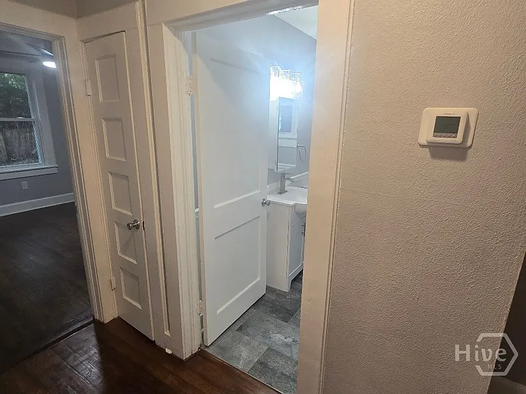 2209 Mississippi Ave — Photo 25