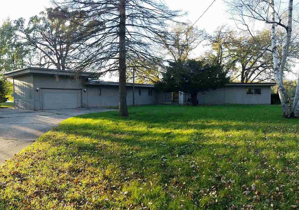 1st image of 8730 Shore Dr