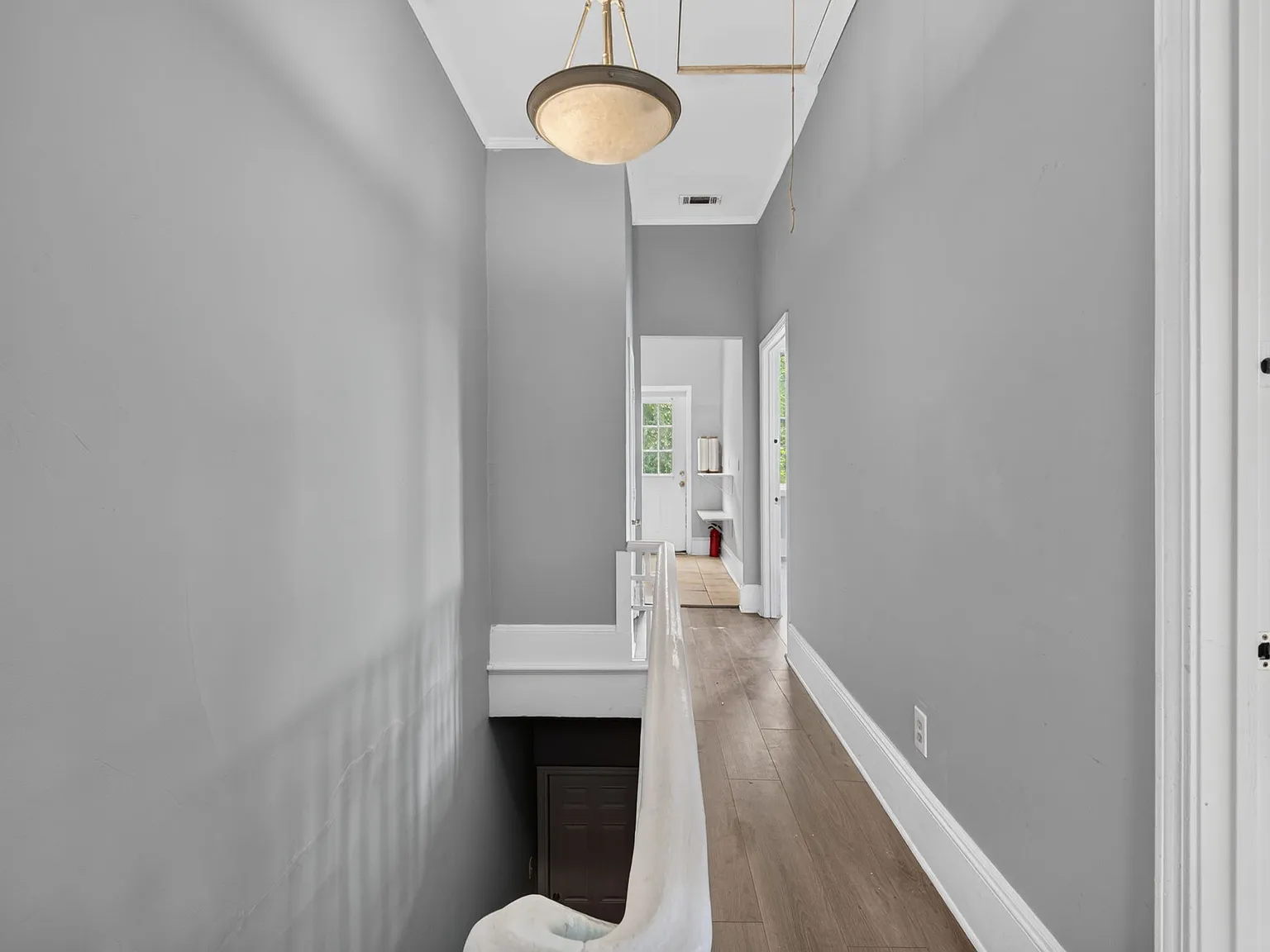 2 bed, 1100 sqft, $1,995 — Photo 4