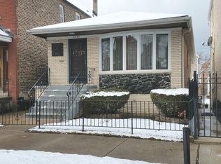 3350 S Carpenter St, Chicago, IL 60608