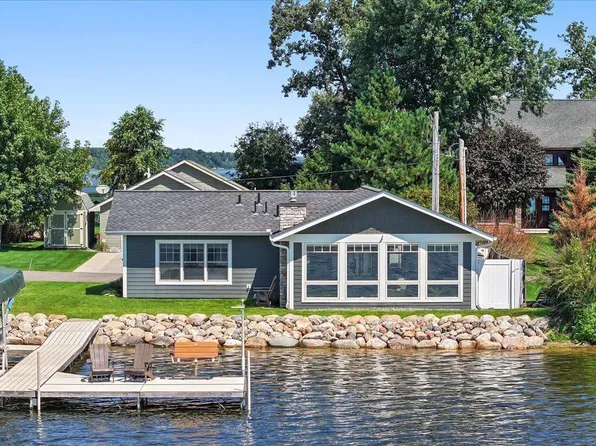 10323 Gull Point Rd, Brainerd, MN 56401