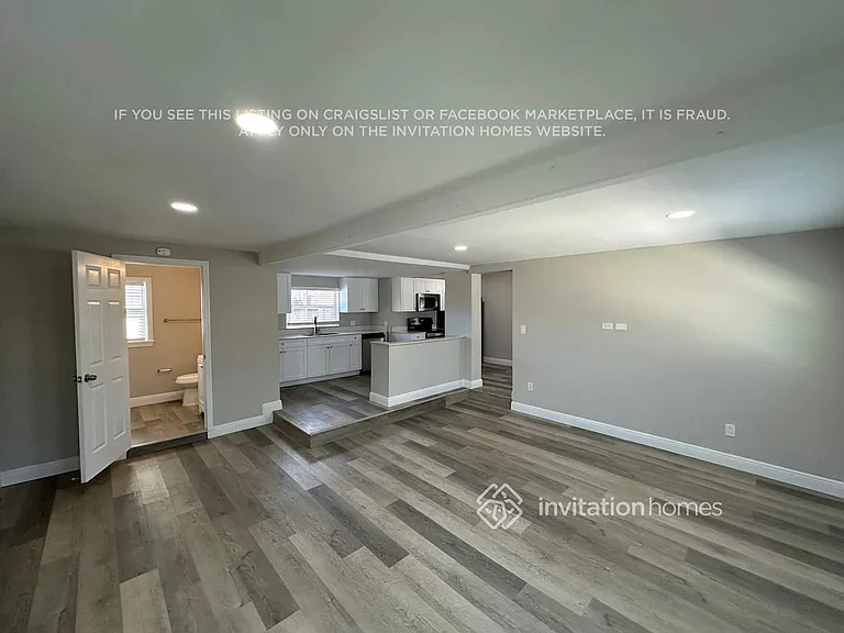 1018 S 12th St — Photo 4