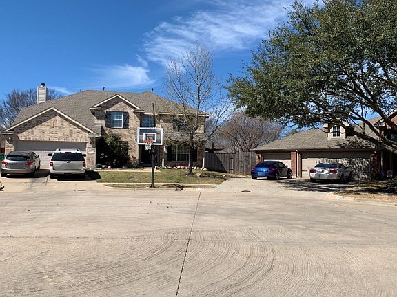 2nd image of 5213 Lake Crest Dr