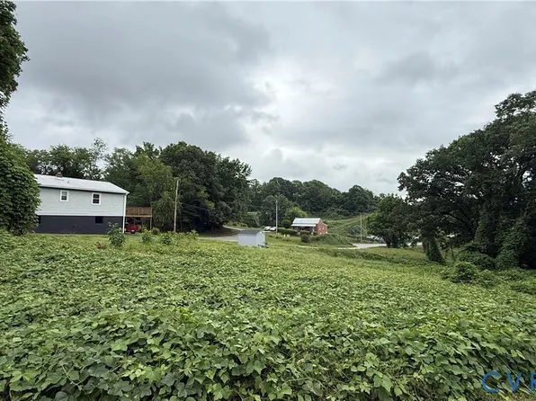 305 Sellers St, Martinsville, VA 24112