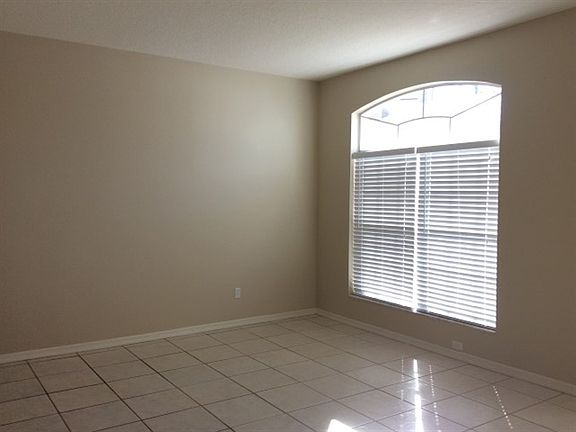 3rd image of 3881 Becontree Pl