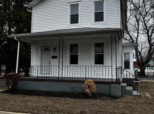 131 N 2nd St, Hammonton, NJ 08037