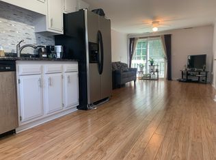 38 Walker St APT 7, Lowell, MA 01854