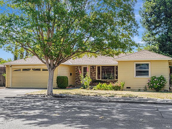 2nd image of 3240 Montgomery Drive
