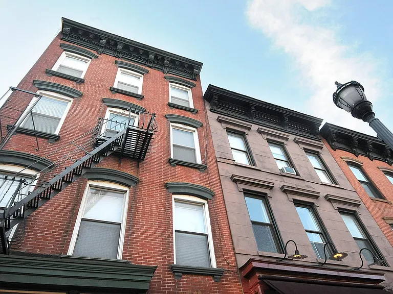 906 Washington St #B-3 — Photo 9
