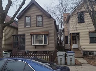 921 S 25th St, Milwaukee, WI 53204