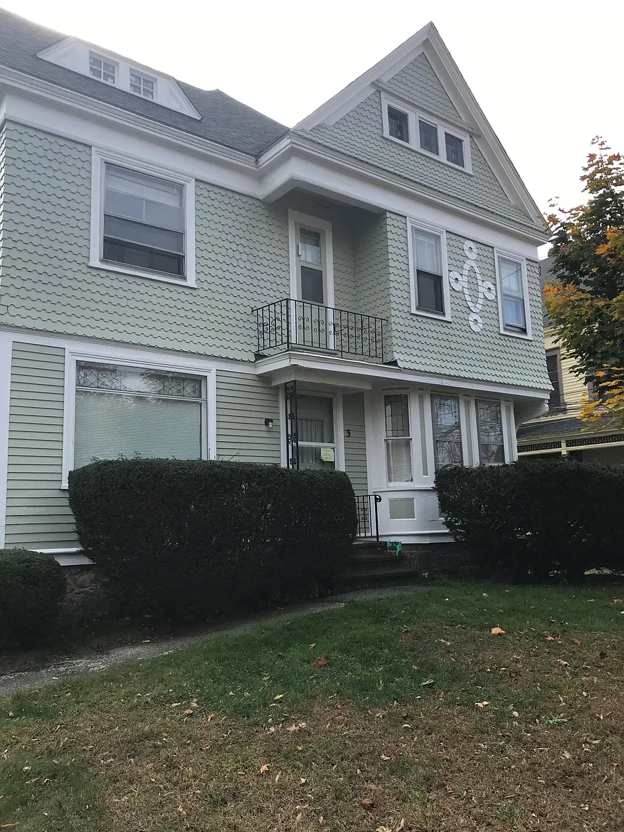 Building Photo - 3 Punchard Ave #2
