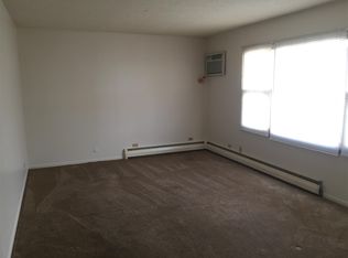 1616 Mark Ave APT 3, Elgin, IL 60123