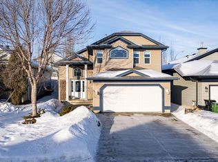 15424 43rd St NW, Edmonton, AB T5Y 3G9