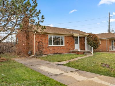 5083 Argonne St, Trenton, MI, 48183