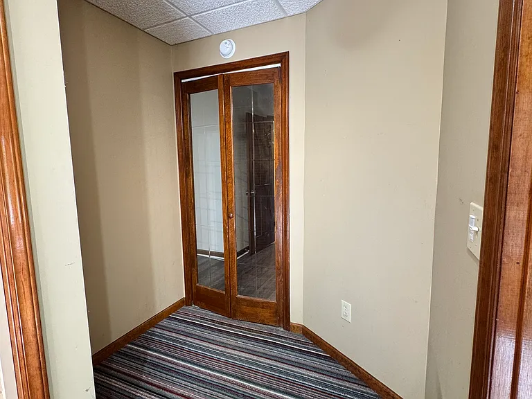 483 Clawson St — Photo 48