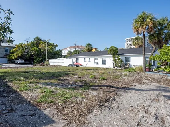 3614 Gulf Blvd #8, Saint Petersburg, FL 33706