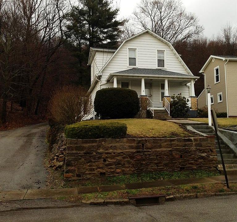 1st image of 206 E Walnut St