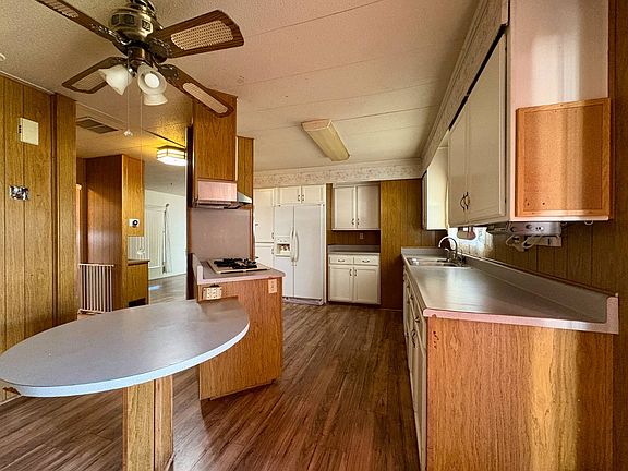 4th image of 2400 Alpine Blvd Space 148