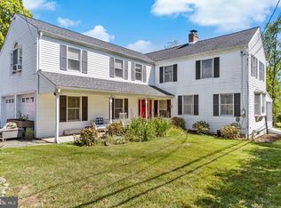 72 Poor Farm Rd, Pennington, NJ 08534