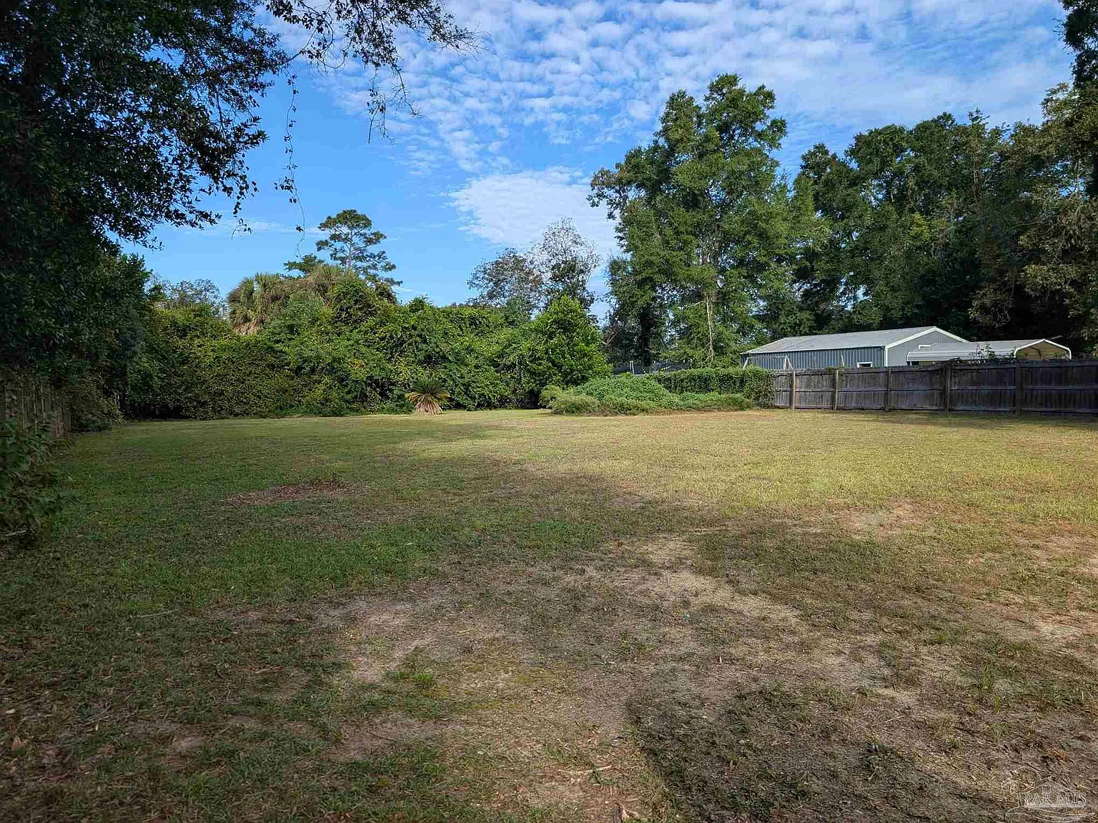 3 bed, 1334 sqft, $1,800 — Photo 4