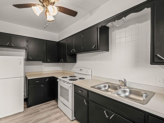 5th image of 4676 S Whitnall Ave