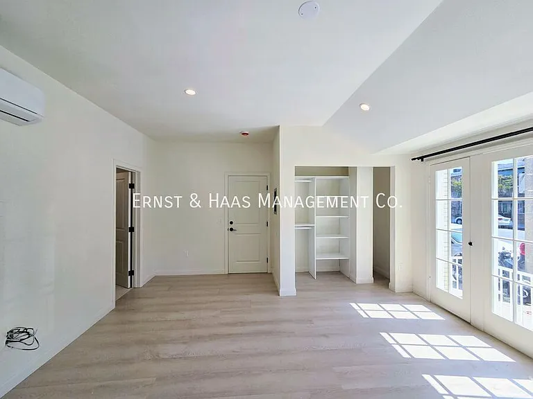 321 Chestnut Ave #2 — Photo 9