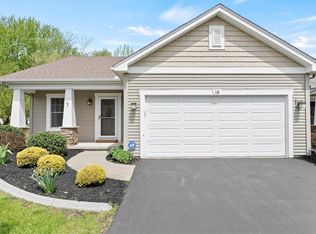 18 Turtlewood Trl, Rochester, NY 14626