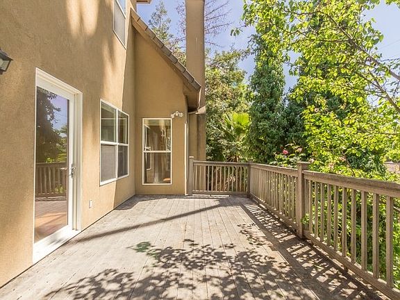 5th image of 9912 Portofino Oak Ln