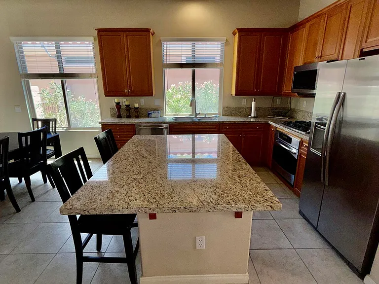 81710 Avenida Parito — Photo 3