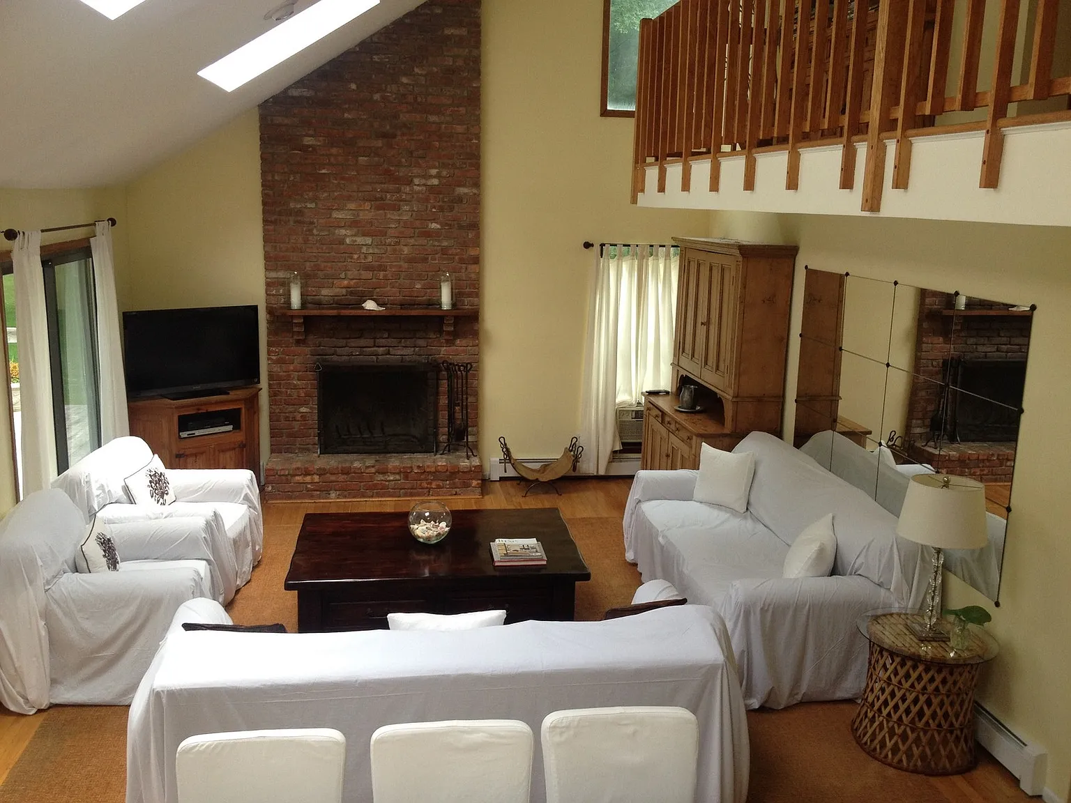 East Hampton Contemporary with Pool & Tennis — Photo 3
