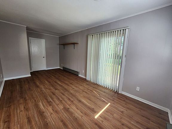 5th image of 2622 Mariposa Dr