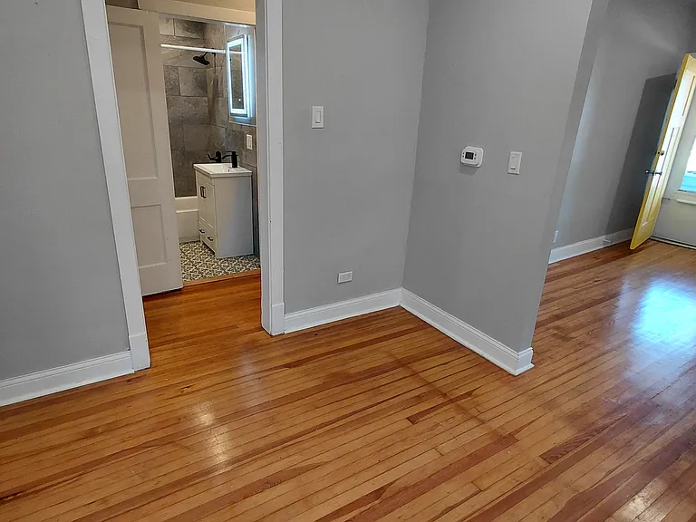 6215 Blaine Ave — Photo 12