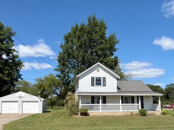 415 W 136th St, Grant, MI 49327