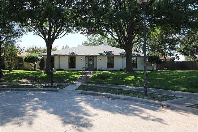 1st image of 4513 Burdock Dr