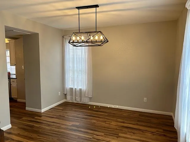 4 bed, 2677 sqft, $2,750 — Photo 4