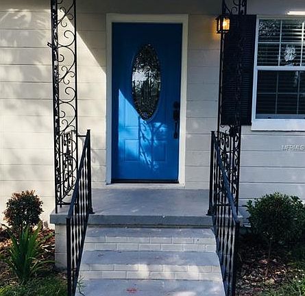 2nd image of 610 E Valencia St