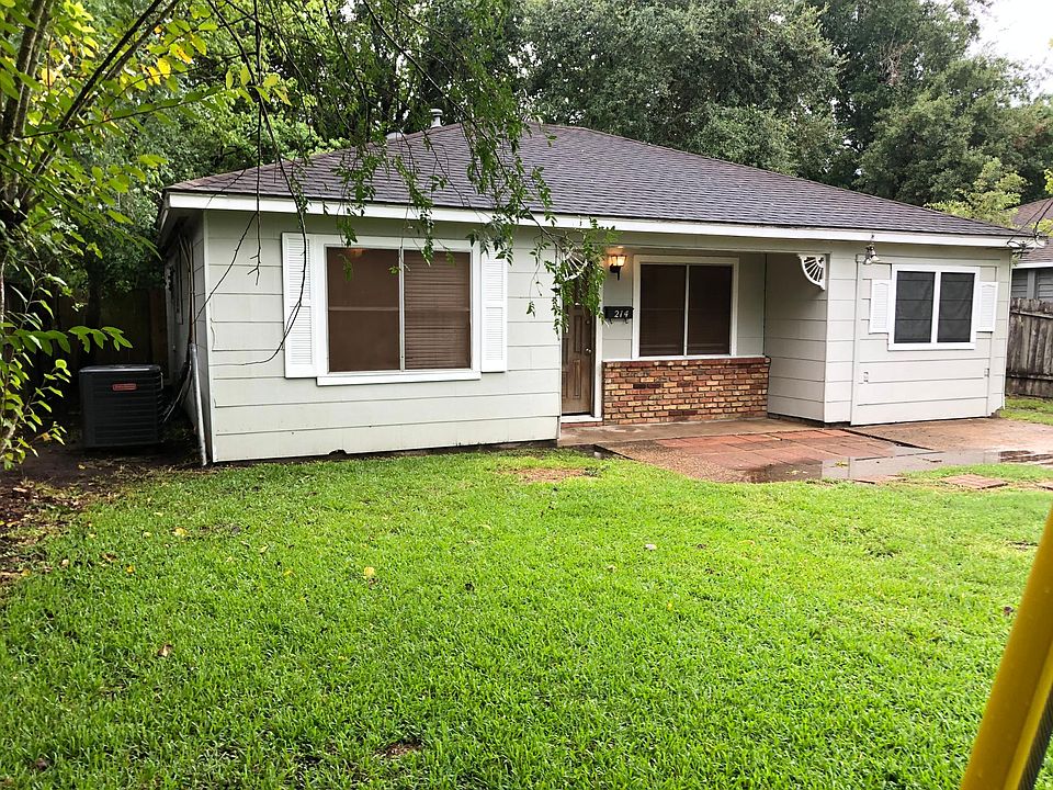 1st image of 214 E Forrest Ln