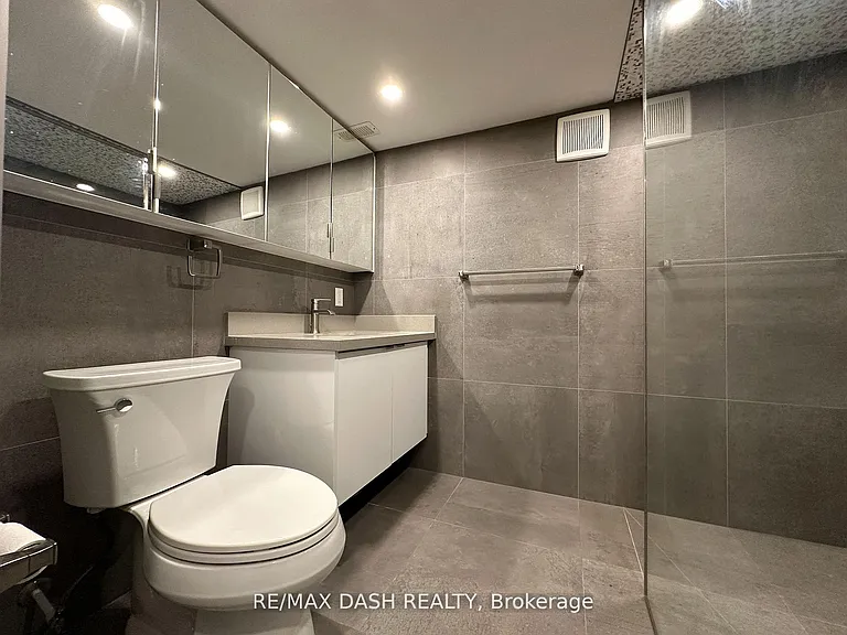 725 Palmerston Ave W #BASEMENT — Photo 5