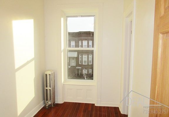4th image of 434 43rd St #3