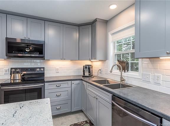 2nd image of 225 Westover Dr