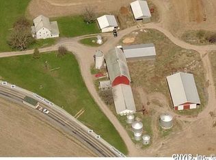 7424 Chestnut Ridge Rd, Auburn, NY 13021