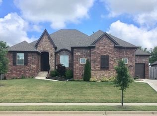 5607 SW Gunstock Rd, Bentonville, AR 72712