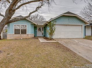 5407 Chestnut View Dr, San Antonio, TX 78247
