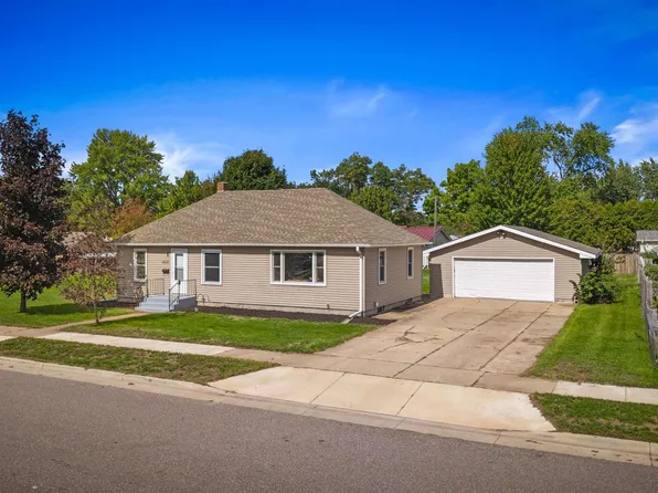 1531 Oak St, Wisconsin Rapids, WI 54494